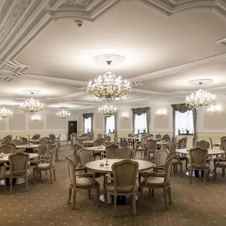 Hotel Chateau Sanov 5*