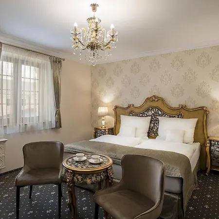 Chateau Sanov Hotel