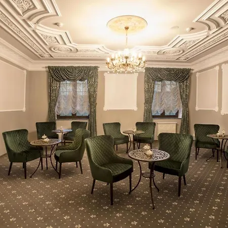 Hotel Chateau Sanov 4*