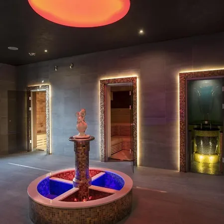 Chateau Sanov 5*