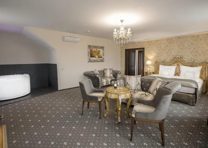 Chateau Sanov 5*