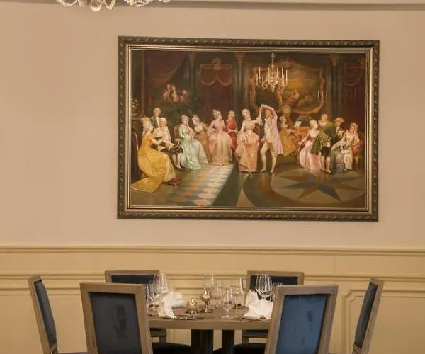 Chateau Sanov מלון 5*
