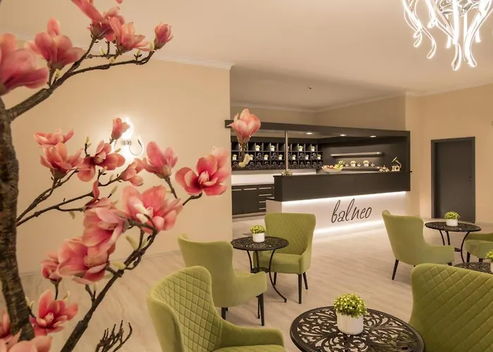 Chateau Sanov מלון 5*